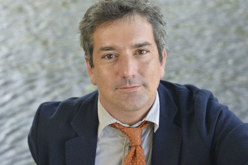 Literatura: El escritor peruano Santiago Roncagliolo denunció la censura de su novela 'Y líbranos del mal' en México