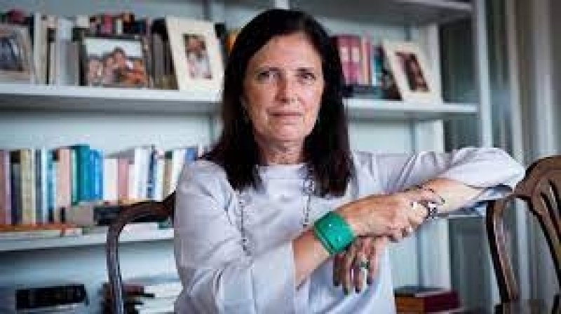 Literatura: Claudia Piñeiro recibió el premio Dashiell Hammett de novela negra por su obra 'Catedrales'